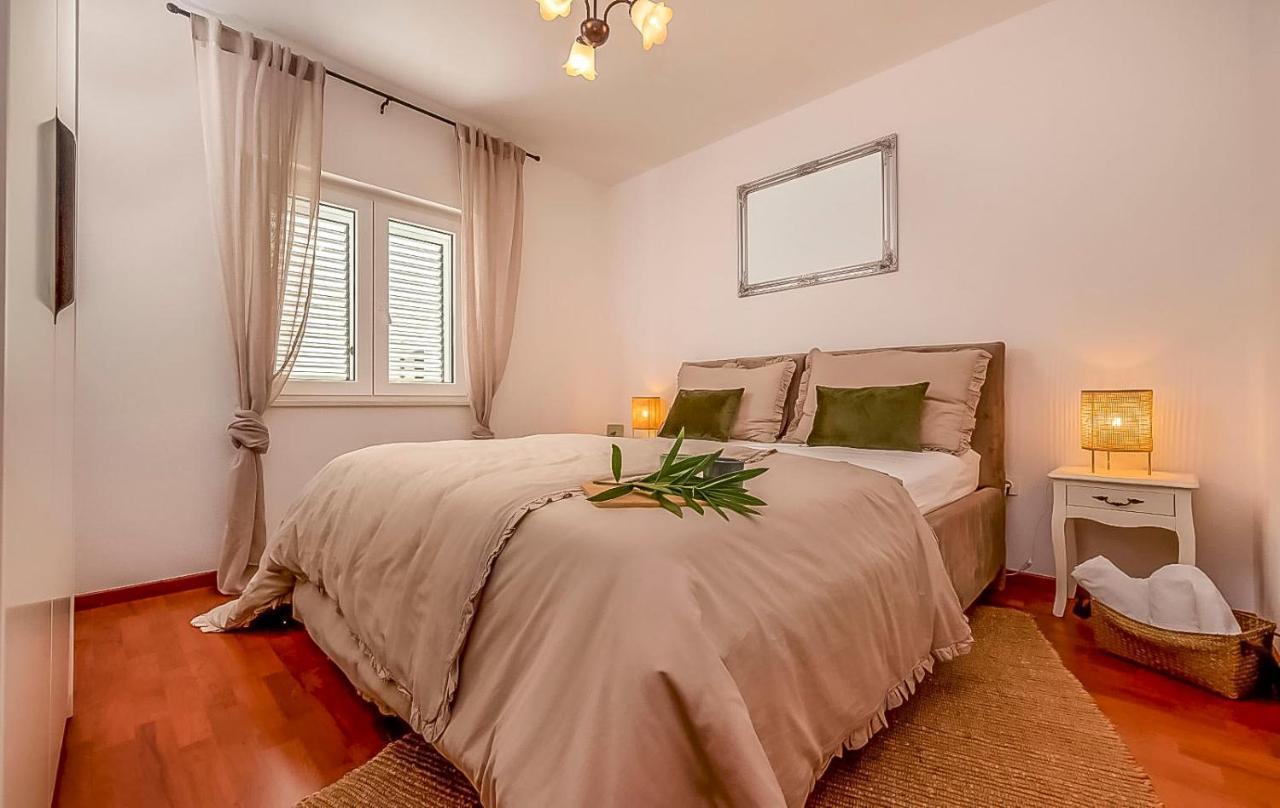 Apartments Matija Rogoznica  Ngoại thất bức ảnh
